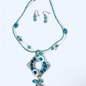 Blue beaded & mother of pearl necklace and earring set #jewelleryset Y2K
